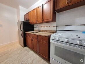 Building Photo - 1 bedroom in BRONX NY 10468