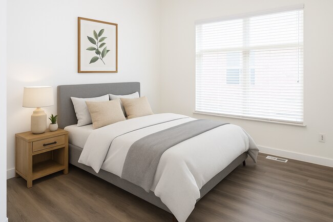 Building Photo - 2BR 2BA Condo w/ Underground Parking • In-Unit Laundry • Gated Courtyard in Salt Lake City