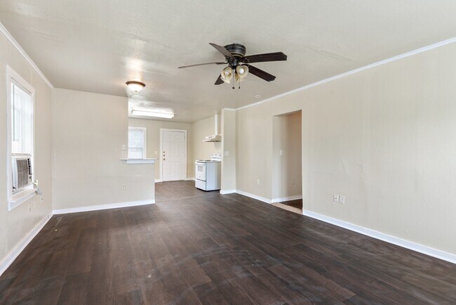 Building Photo - 4324 Avenue H