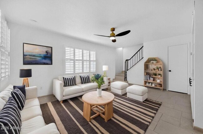 Building Photo - 8017 E Glenrosa Ave