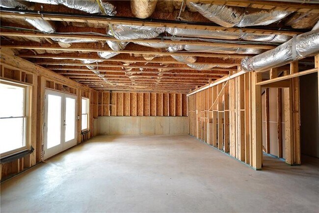 Building Photo - 7200 Grandview Overlook