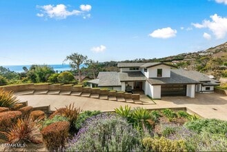 Building Photo - 27091 Sea Vista Dr