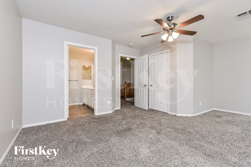 Building Photo - 8717 Blooming Sand Ave