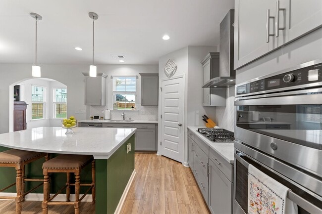 Building Photo - 505 S Oak Crst Dr