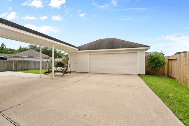 Building Photo - 3214 Brook Arbor Ln