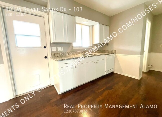 Building Photo - 103 W Silver Sands Dr