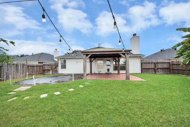 Building Photo - 21019 Stoney Haven Dr