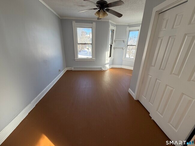 Building Photo - 73 Waterville St