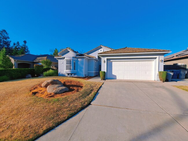 Building Photo - Beautiful 3 Bedroom Home for Rent in well ...