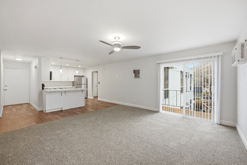 Building Photo - 172 W Clinton Ave