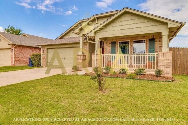 Building Photo - Lovely Valencia Addition 3 Bed/2 Bath Home...