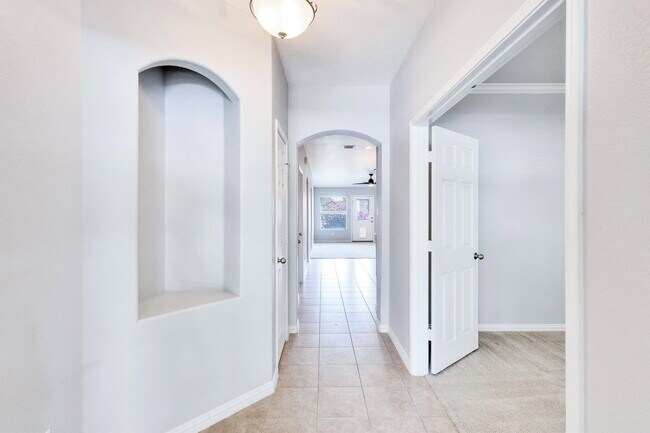 Building Photo - 133 Calline Mayes Run