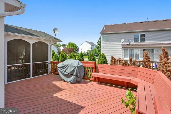 Building Photo - 2507 Glenlawn Pl