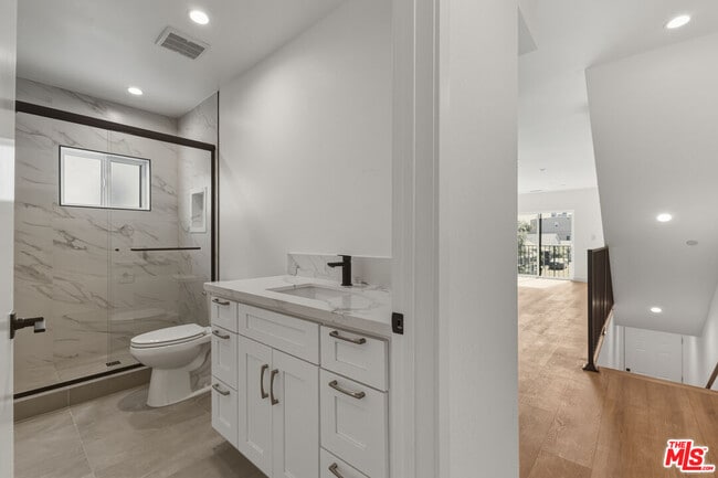 Building Photo - 14165 Erwin St