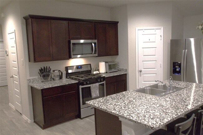 Building Photo - 1719 Chase Anchor Ct