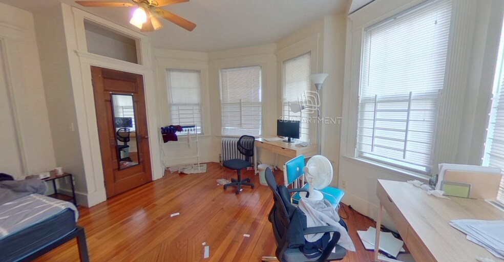 Building Photo - 12 Gardner St