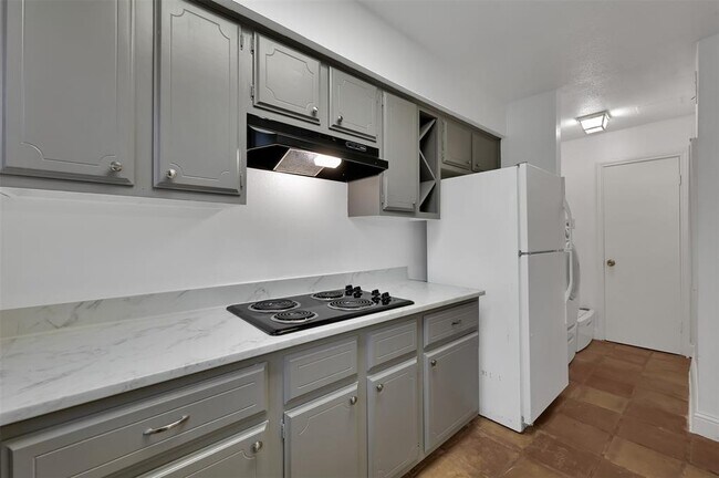 Building Photo - 10203 Beekman Pl Dr