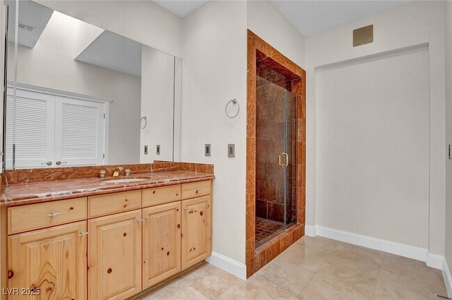Building Photo - 9005 Opus Dr