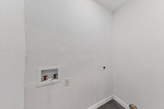 Building Photo - 5011 Briar Patch Ln