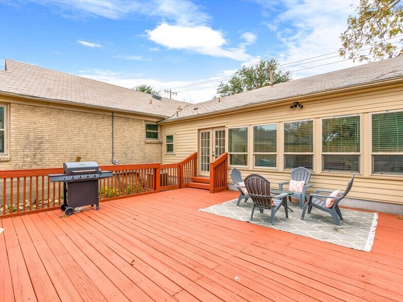 Building Photo - 3301 Worth Hills Dr