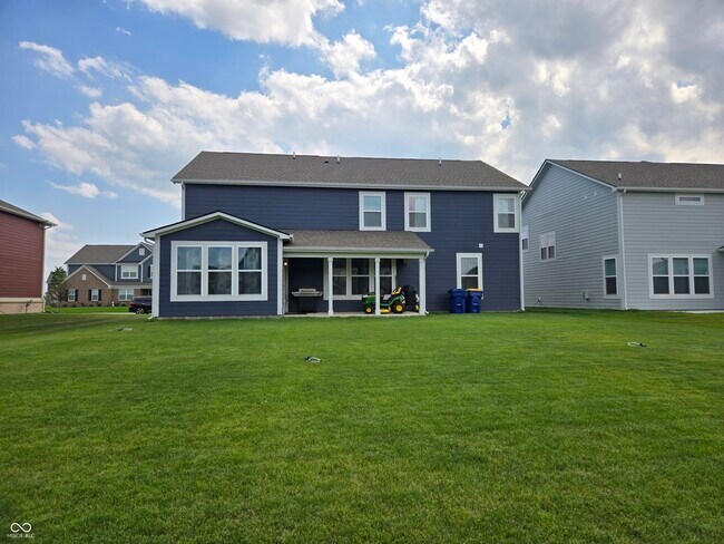 Building Photo - 5128 Summerton St