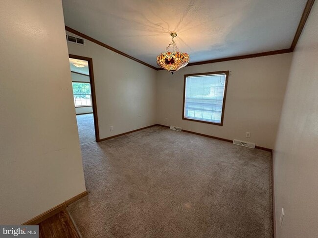 Building Photo - 3073 Table Rock Rd