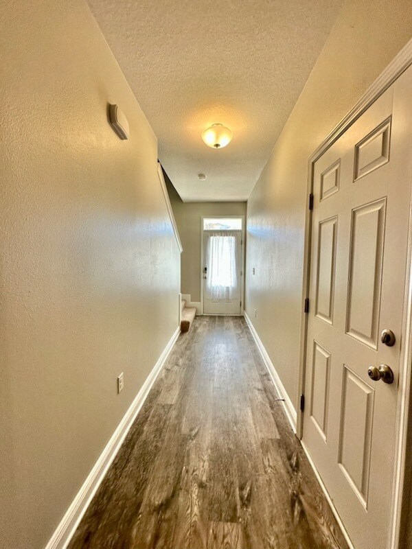 Building Photo - 89 Crossing Ln