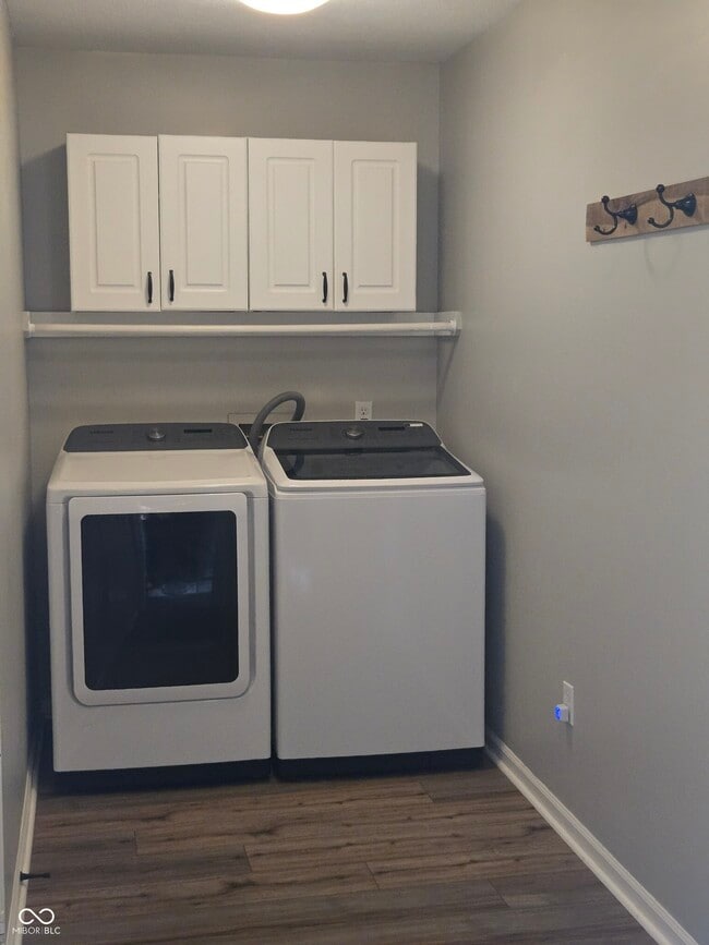 Building Photo - 5565 Allison Way