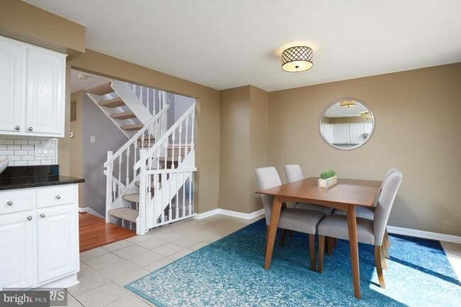 Building Photo - 7706 Havenside Terrace