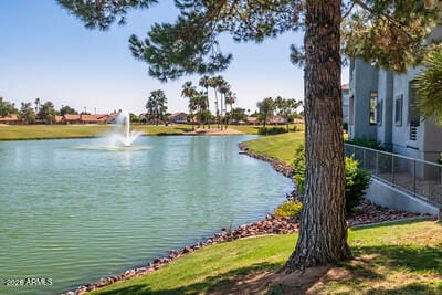 Building Photo - 7401 W Arrowhead Clubhouse Dr