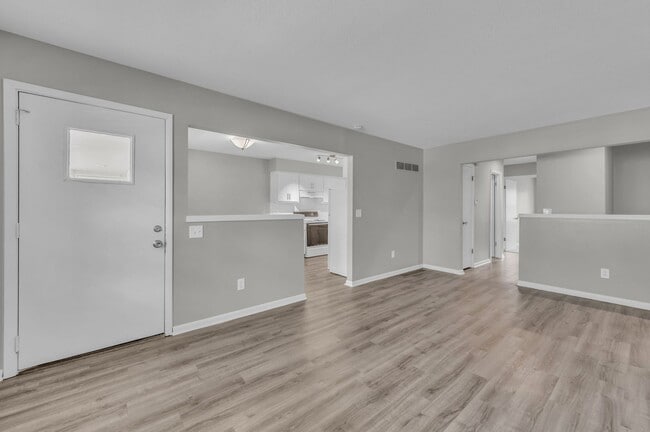 Floorplan - 4723-4725 MERCIER