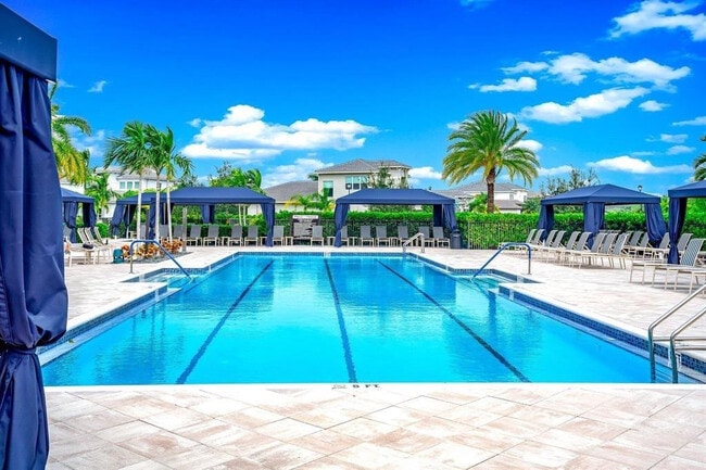 Building Photo - 7638 Charing Cross Ln