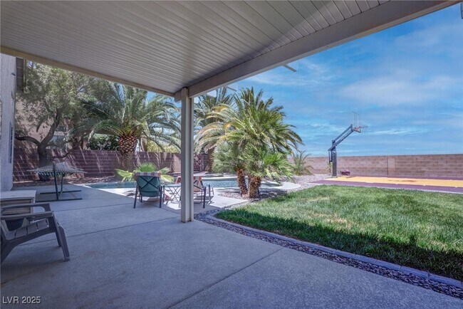 Building Photo - 8312 Moapa Water St