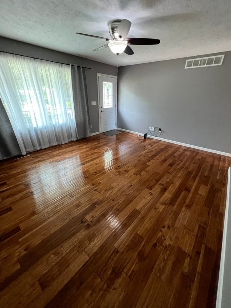 Living Room - 1827 Truman Dr
