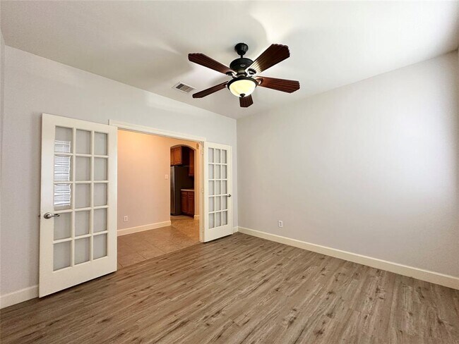Building Photo - 811 Admiral Bay Ln