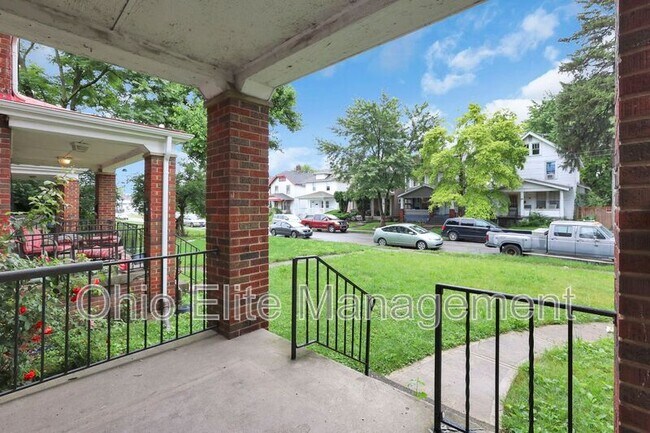 Building Photo - 53 S Burgess Ave