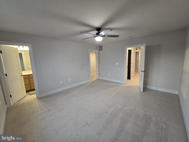 Building Photo - 10604 Sheffield Gln Ln
