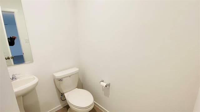 Building Photo - 205 Bable Run Dr