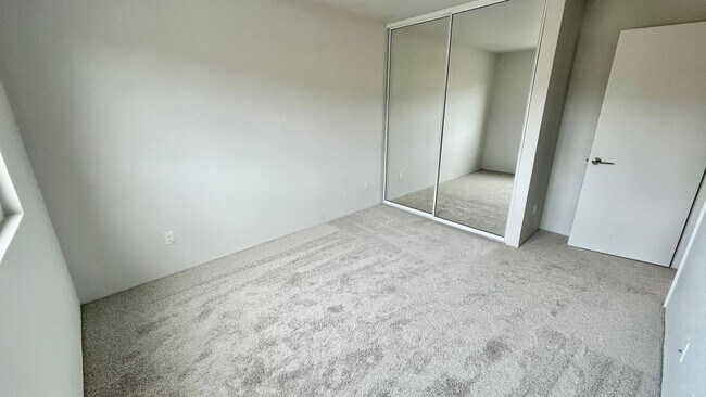 Building Photo - 4 BED/2.5 BATH HOME in Hoopili - Garage & ...