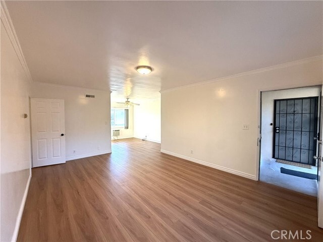 Building Photo - 665 S Lake Ave