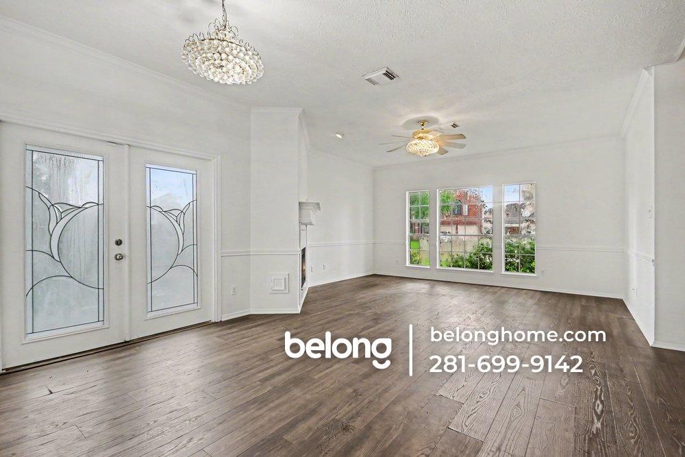 Building Photo - 431 N Hampton Ct