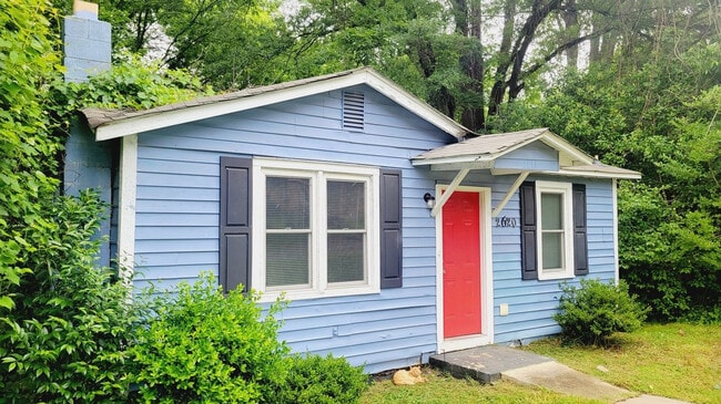 Building Photo - 2620 Celia Ave