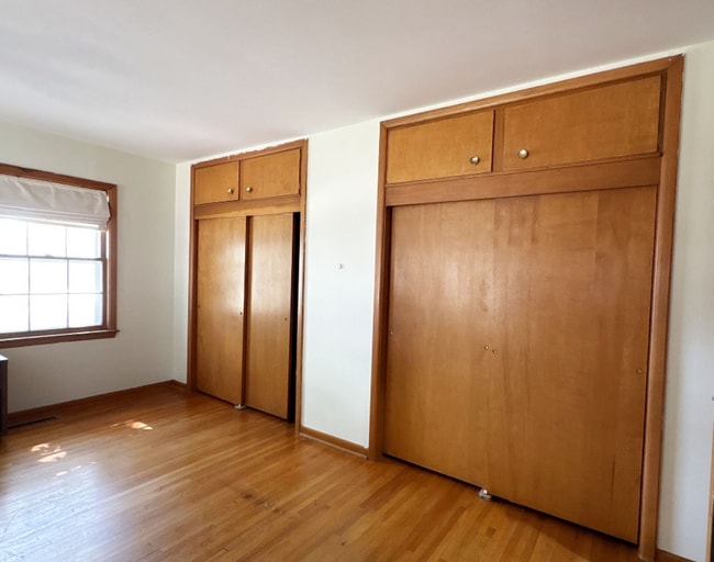 Building Photo - 1334 N Estate Ct