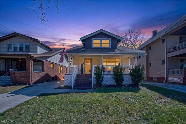 Building Photo - 10903 Parkhurst Dr