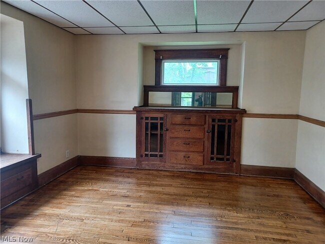 Building Photo - 50 N Hazelwood Ave