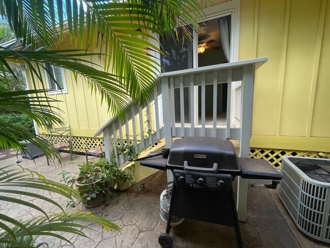 Building Photo - Kihei Three Bedroom