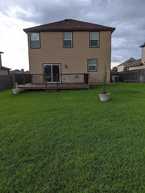 Building Photo - 455 Gina Dr