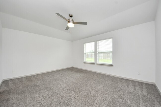 Building Photo - 4911 Pne Hvn Ln