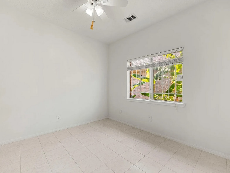 Building Photo - 13530 Carruth Ln