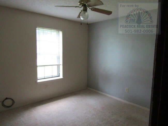 Building Photo - 513 King Pl